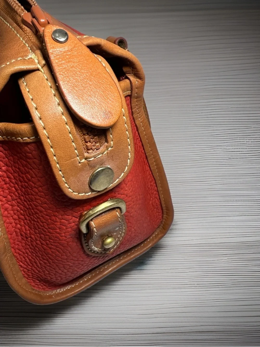 🦆 DOONEY & BOURKE AWL RED PEBBLED SATCHEL WITH TAN TRIM VINTAGE